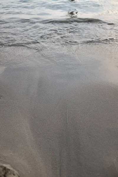 Ola Ribera Agua Mar Arena Una Playa Mediterránea —  Fotos de Stock