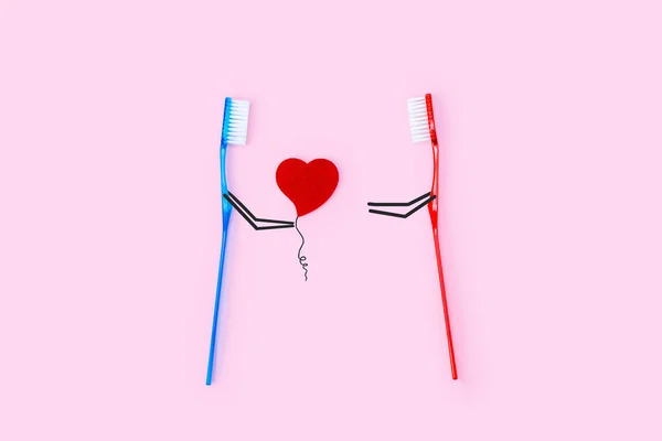 Male Gives Red Heart Balloon Female Couple Love Symbol Valentines — Stock Photo, Image