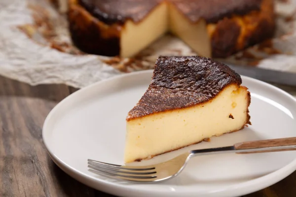 Portion Traditional Basque Burnt Cheesecake Close — Stock Photo, Image