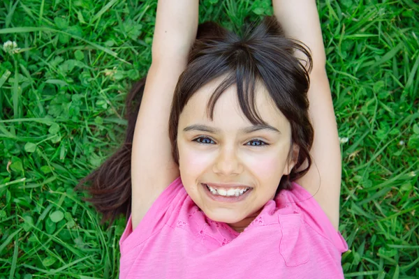 Fun in the grass — Stock Photo, Image