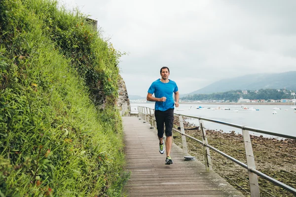 Hombre corriendo —  Fotos de Stock