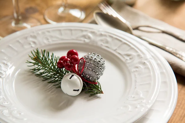 Enfeites de Natal para configuração de mesa — Fotografia de Stock