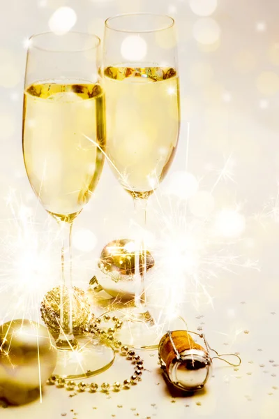 New year celebration with champagne — Stock Photo, Image