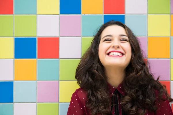 Chica alegre y optimista — Foto de Stock