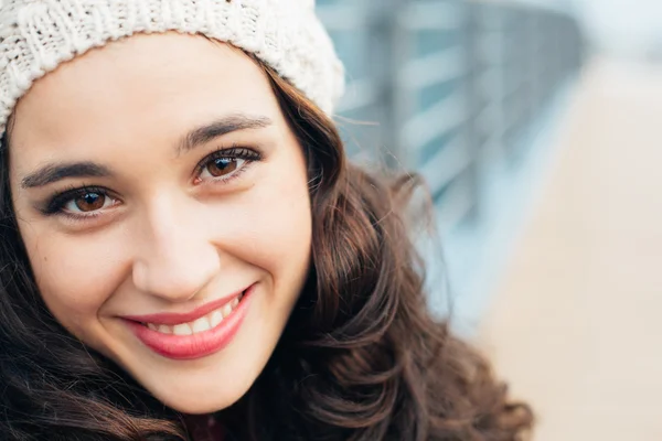 Cute winter woman — Stock Photo, Image