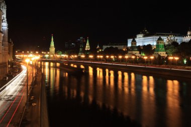 Moskova Kremlin yaz