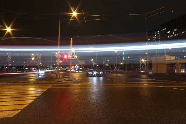 Stadt Moskau Kuntsevo Bezirk Langzeitbelichtung Foto Fußgängerüberweg Weiße Spur Von — Stockfoto