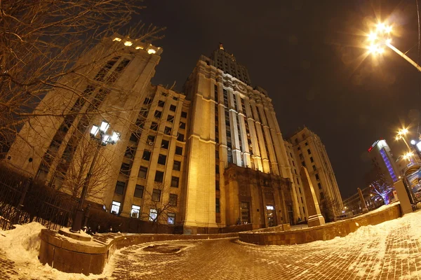 斯大林主义摩天大楼晚上 — 图库照片