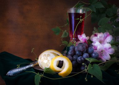 antika tarzı natürmort