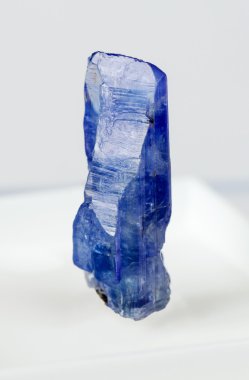 Tanzanit