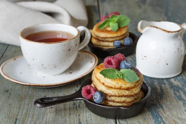 Panqueques con bayas — Foto de Stock