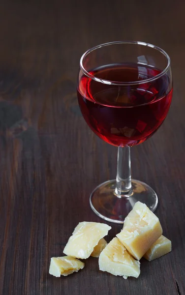 Vin rouge et fromage — Photo