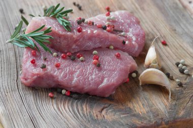 İki adet taze organik et