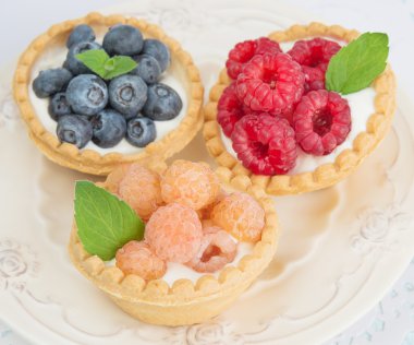 tartlets çilek ile