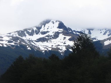 Dağ ve kar, Patagonya, Şili 