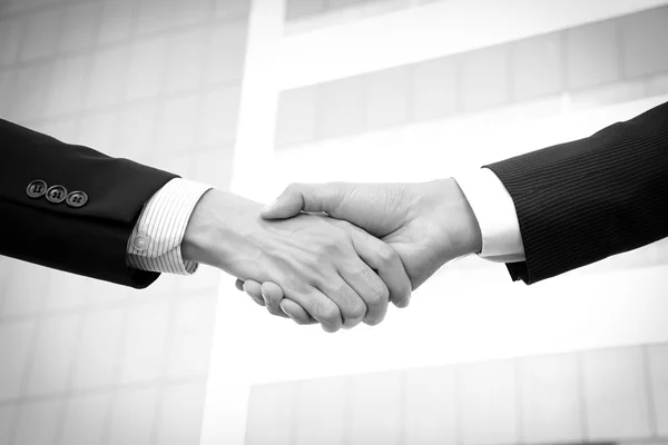 Handshake of businessmen — Stock Photo, Image