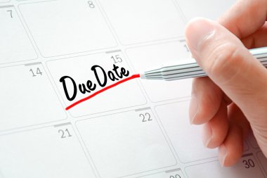 Tarih metnini kırmızı marker ile altı çizili takvim (veya Resepsiyon Planlayıcısı) nedeniyle