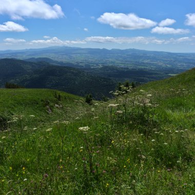 Auvergne 'deki Puys Zinciri, Kubbe Panoramik. Puy de Dome