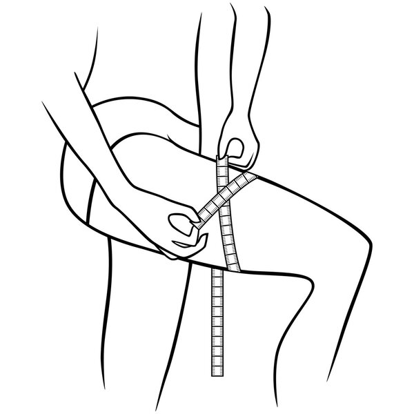 Женщина, измеряющая размер бедра
