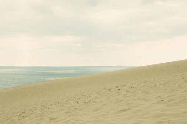 Sand, hav och himmel — Stockfoto