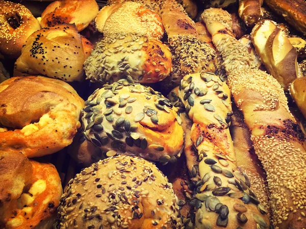 Різноманітність хліба пекарня — стокове фото