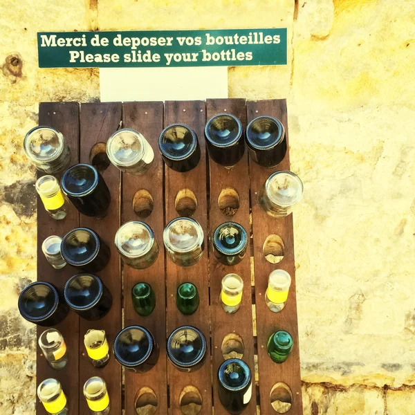 Porte bouteilles vides — Photo