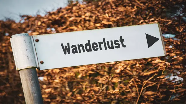 Sokak Sign Wanderlust Için Yön Yolu — Stok fotoğraf