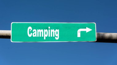 Sokak İşareti Kamp için Yön Yolu