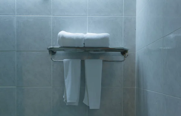 浴室里的毛巾 — 图库照片