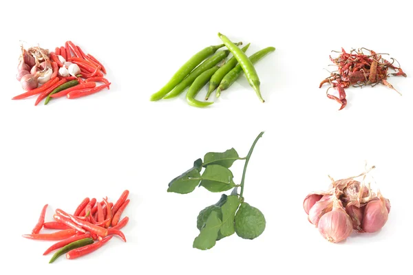 Rode peper, gedroogde Spaanse peper, groene paprika, knoflook, sjalotten, Bergamot — Stockfoto