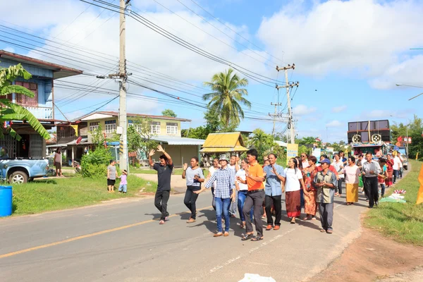 Mahasarakham, Thailand - Oktober 29: Parad i traditionen av Thailand oktober 20,2014 i Mahasarakham, Thailand — Stockfoto