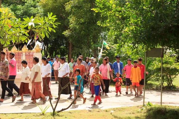 Mahasarakham, Thailand - Oktober 29: Parad i traditionen av Thailand oktober 20,2014 i Mahasarakham, Thailand — Stockfoto