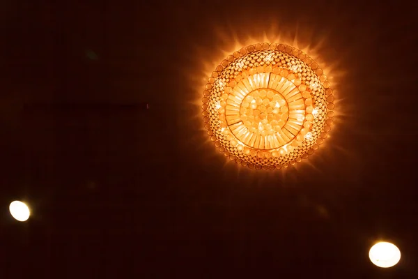 Tavan ışık güzel şekli — Stok fotoğraf