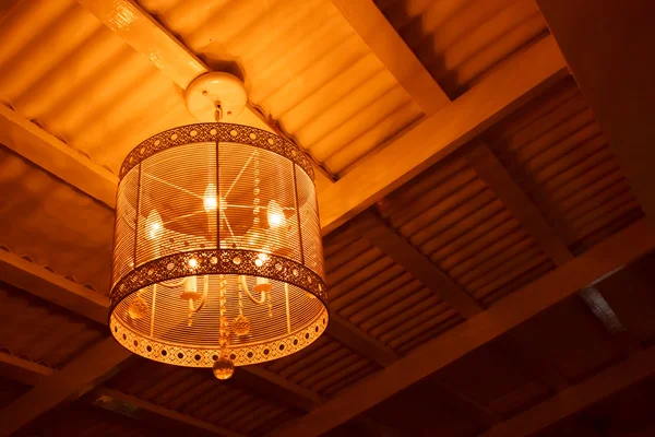 Luz de teto forma bonita — Fotografia de Stock