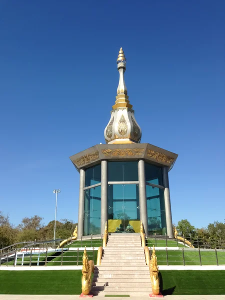 Pagode is gemaakt van glas — Stockfoto