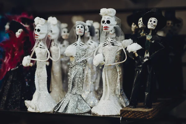 Gelin ve damat iskeletler Halloween süslemeleri