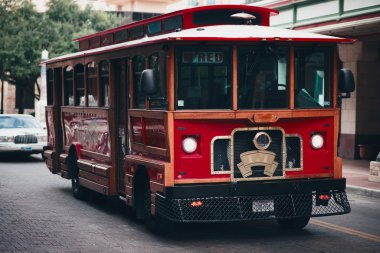 San Antonio, Teksas - 9 Eylül: Eski tramvay 9 Eylül 2013 yolda