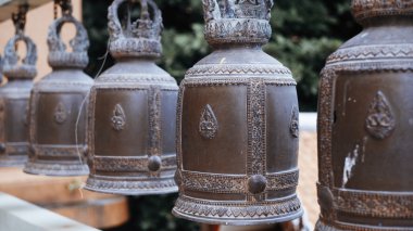 Budist çan tample içinde