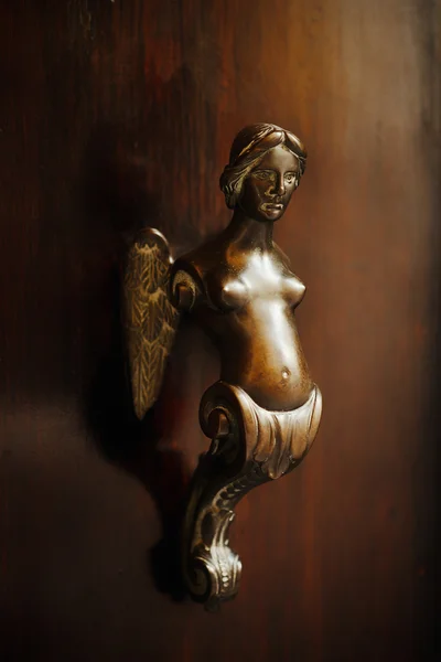 오래 된 문 손잡이, 베니스-이탈리아 — 스톡 사진