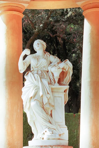 Dettaglio di un gazebo nel Parc del Laberint d'Horta a Barcellona — Foto Stock