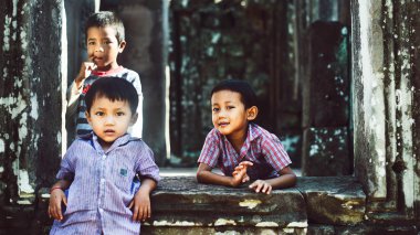  Angkor Wat küçük çocuklar