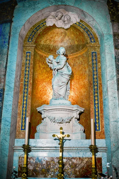 La iglesia de San Nizier en Lyon, Francia — Foto de Stock