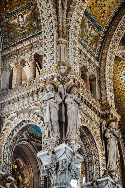 ノートルダム ・ ド ・ フルヴィエール大聖堂の内部 — ストック写真