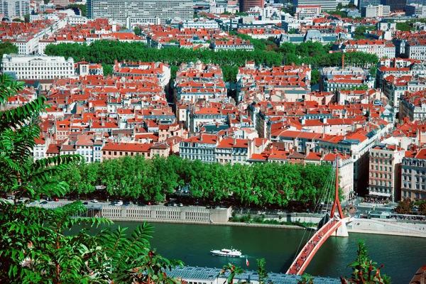 Pohled na Lyon shora Fourviere de Notre Dame — Stock fotografie