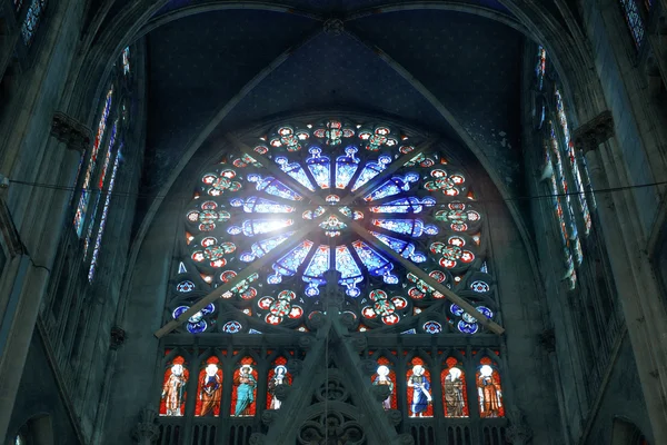 Interno della basilica di Sant'Epvre a Nancy in Francia — Foto Stock