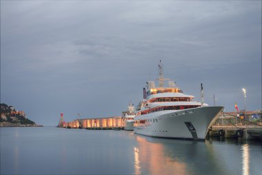 Eski liman Lympia ve Nice şehir mimari gemi