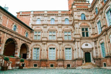 Toulouse, Fransa binalarda görüntüleyin
