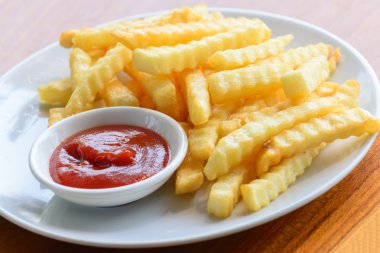 Fransız yangınlar sos ile.