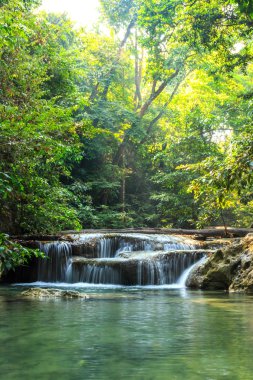 Erawan Şelalesi, Kanchanaburi, Tayland.
