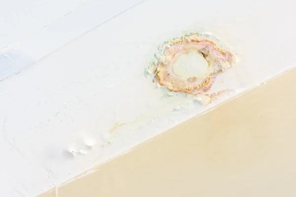 Water leak in bathroom ceiling. — Stock Photo, Image